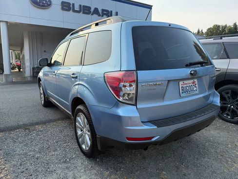 Used 2012 Subaru Forester 2.5X Premium AWD/4WD image 2