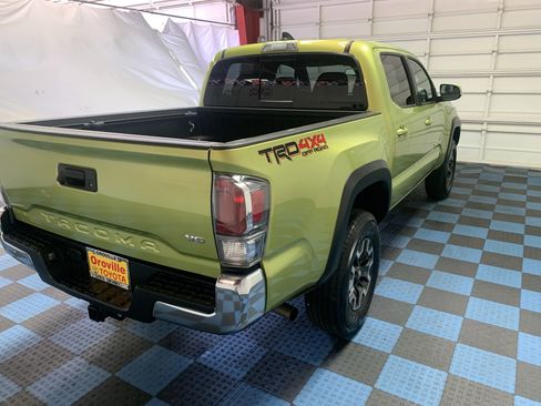 Used 2023 Toyota Tacoma TRD Off-Road image 6