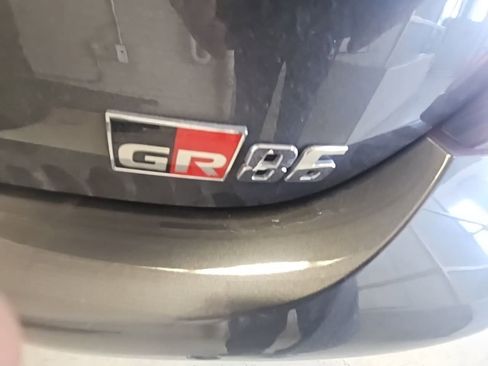 Used 2023 Toyota GR86 Premium image 7