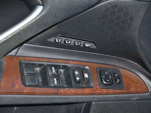 Used 2014 Lexus IS 250C w/ Luxury Package image 31