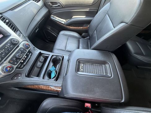 Used 2015 Chevrolet Suburban LTZ AWD/4WD image 28