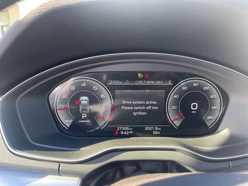 Used 2025 Audi Q5 2.0T Premium image 13