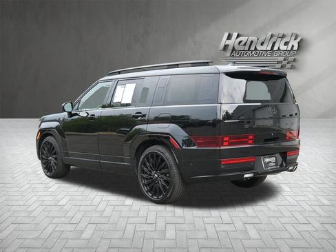 Used 2025 Hyundai Santa Fe Calligraphy FWD image 7