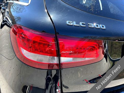 Used 2017 Mercedes-Benz GLC 300 4MATIC image 28