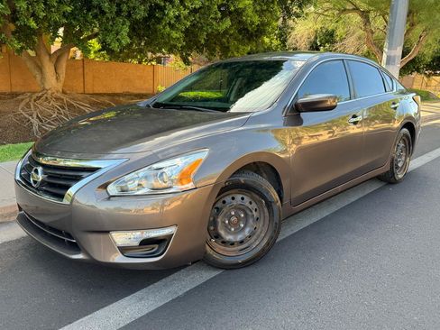 Used 2014 Nissan Altima 2.5 S FWD image 49