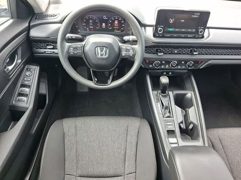 Certified 2025 Honda Accord SE image 21
