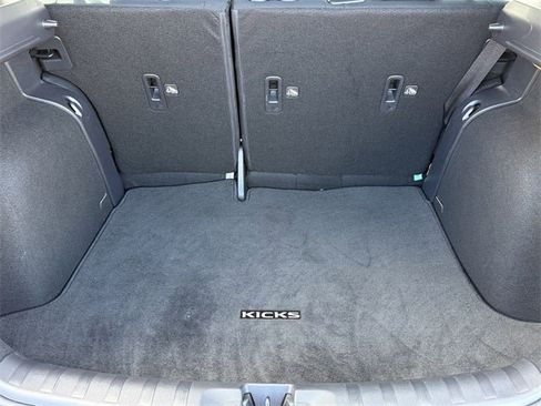 Used 2024 Nissan Kicks S image 12