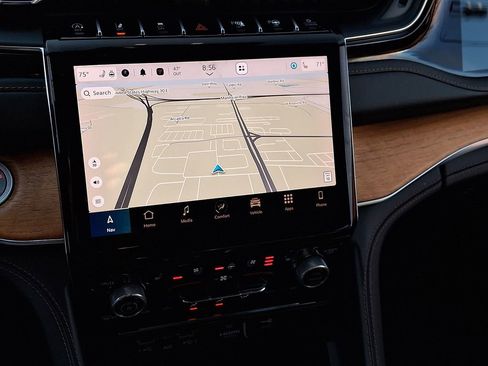 Used 2023 Jeep Grand Cherokee L Summit image 20