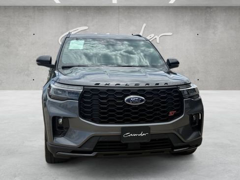 Certified 2025 Ford Explorer ST w/ Sun And Sound Package AWD/4WD image 18