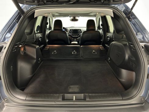 Used 2019 Jeep Cherokee Limited AWD/4WD image 37