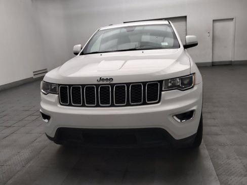 Used 2019 Jeep Grand Cherokee Laredo w/ Security & Convenience Group AWD/4WD image 15