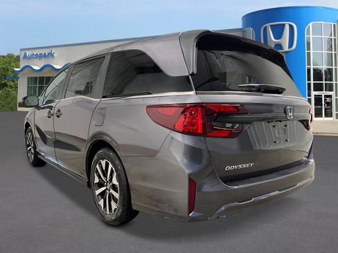 New 2026 Honda Odyssey EX-L image 3
