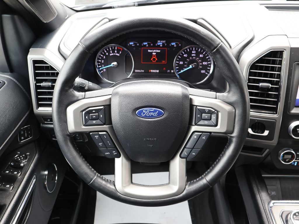 Used 2021 Ford Expedition XLT AWD/4WD image 14