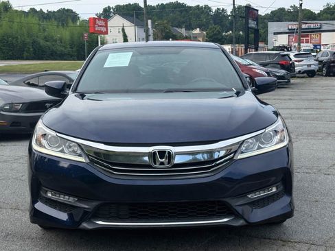 Used 2016 Honda Accord Sport image 2