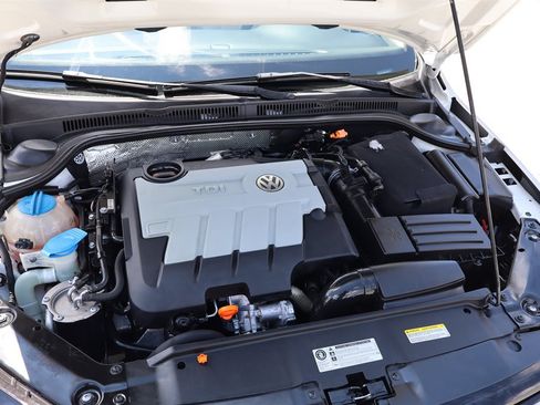 Used 2013 Volkswagen Jetta TDI FWD image 31