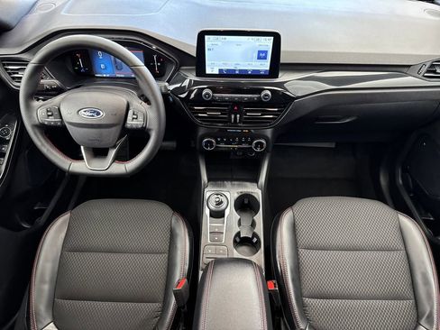 Used 2025 Ford Escape ST-Line image 12