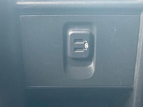 Used 2019 Chevrolet Traverse LT w/ LPO, Floor Liner Package AWD/4WD image 26