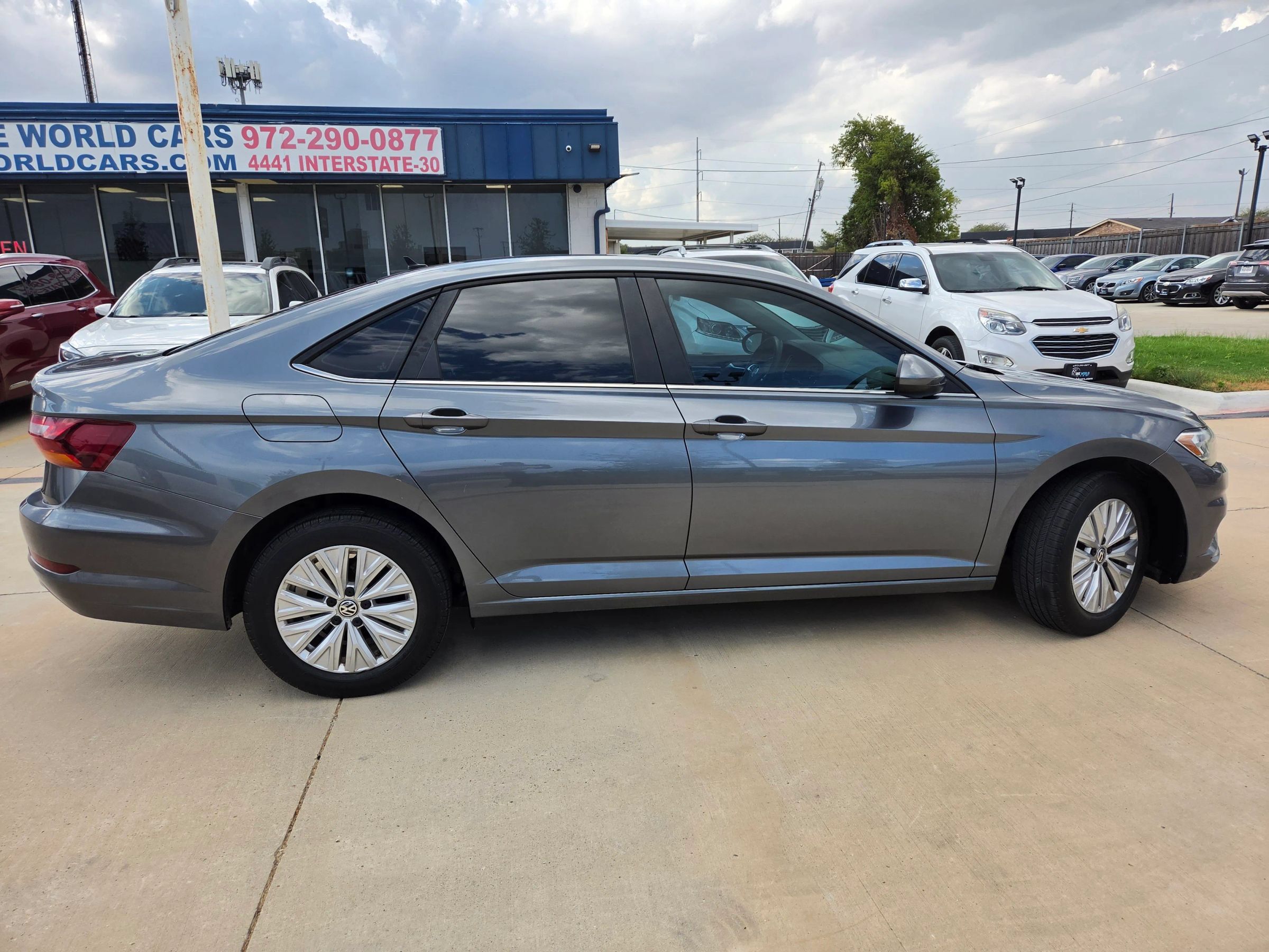 Used 2019 Volkswagen Jetta S w/ Driver Assistance Package FWD image 9