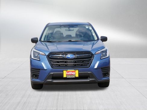 Used 2023 Subaru Forester AWD/4WD image 2