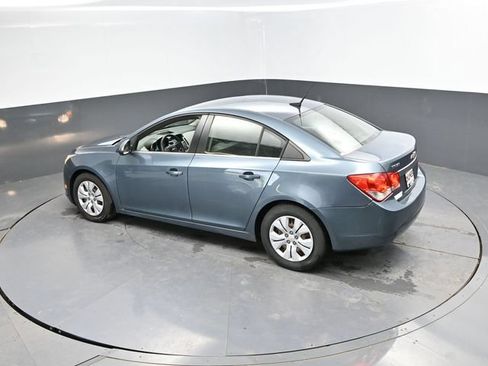 Used 2012 Chevrolet Cruze LS FWD image 35
