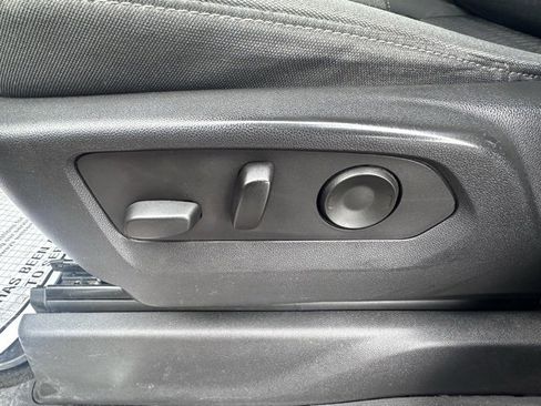 Used 2022 GMC Sierra 1500 Elevation image 11