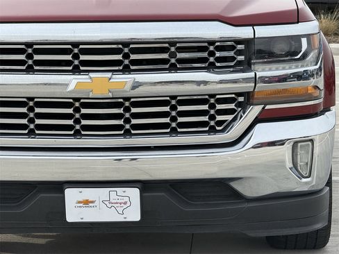 Used 2018 Chevrolet Silverado 1500 LT w/ Texas Edition image 10