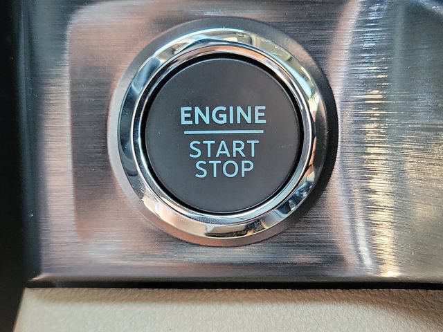 New 2026 Ford F350 Lariat w/ Black Appearance Package AWD/4WD image 12