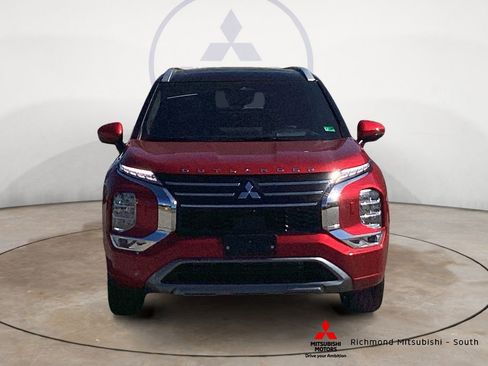 New 2025 Mitsubishi Outlander SEL image 8