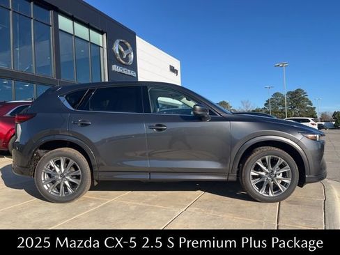 New 2025 MAZDA CX-5 AWD 2.5 S w/ Premium Plus Pkg image 3