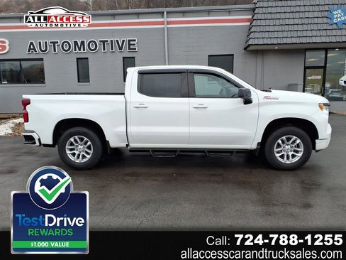 Used 2022 Chevrolet Silverado 1500 RST AWD/4WD image 1
