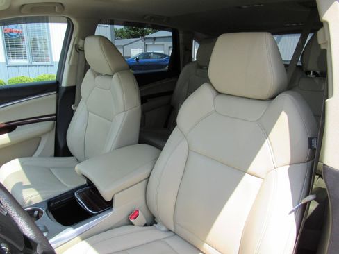 Used 2016 Acura MDX SH-AWD image 17