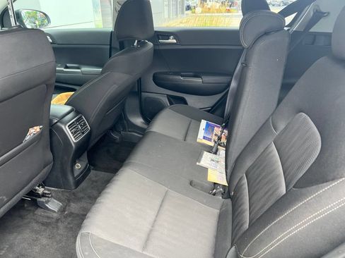 Used 2017 Kia Sportage LX AWD/4WD image 10