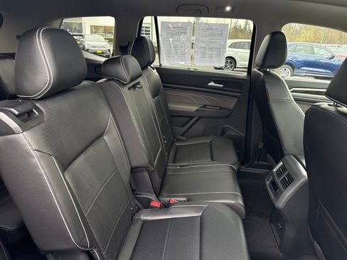 Used 2022 Volkswagen Atlas SE w/ Panoramic Sunroof Package image 13