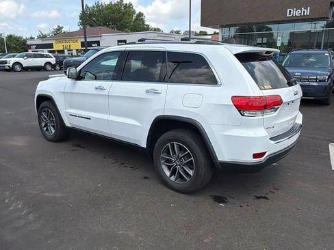Used 2018 Jeep Grand Cherokee Limited AWD/4WD image 4