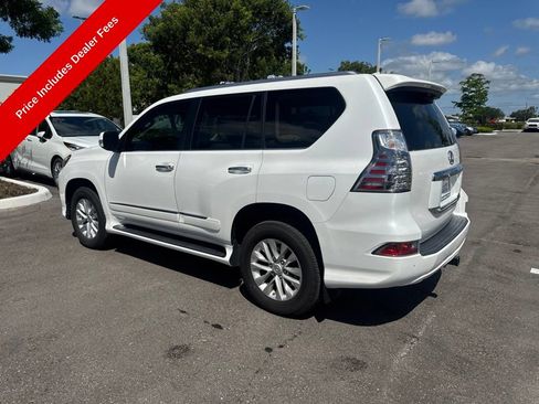 Used 2016 Lexus GX 460 w/ Premium Package AWD/4WD image 3