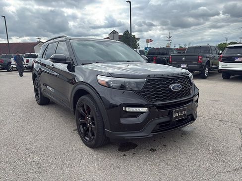 Used 2022 Ford Explorer ST w/ Equipment Group 401A AWD/4WD image 8
