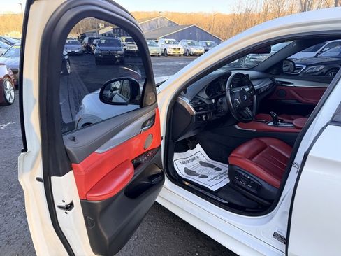 Used 2017 BMW X6 xDrive35i image 16