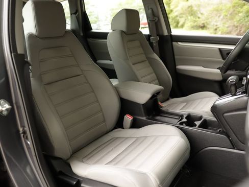 Used 2017 Honda CR-V LX image 23