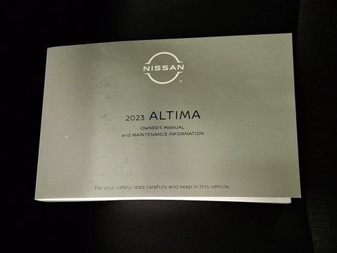 Used 2023 Nissan Altima 2.5 SV FWD image 25