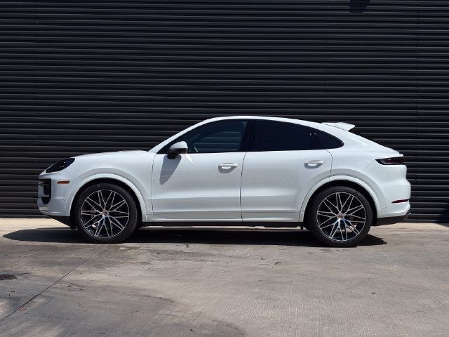 Certified 2026 Porsche Cayenne S AWD/4WD image 2