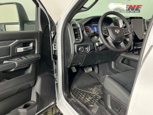 New 2026 RAM 2500 Big Horn AWD/4WD image 23