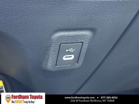 Used 2025 Toyota Corolla SE w/ SE Premium Package FWD image 24