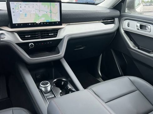 New 2026 Ford Explorer Active w/ Active Comfort Package AWD/4WD image 36