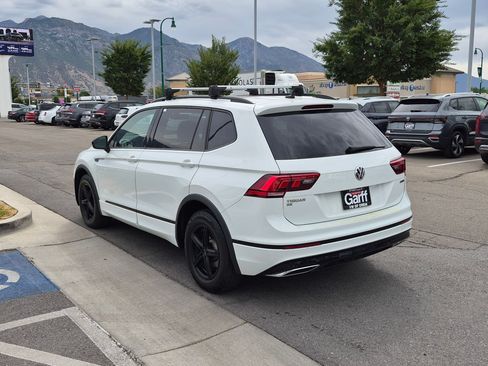 Used 2021 Volkswagen Tiguan SE R-Line AWD/4WD image 8