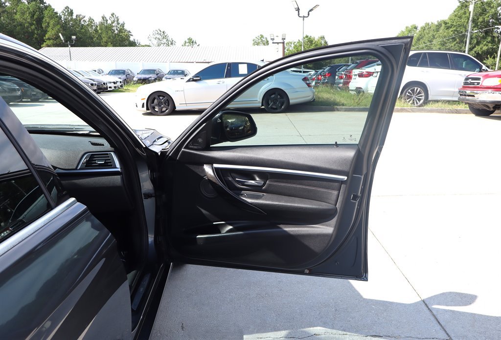 Used 2016 BMW 340i Sedan RWD image 36