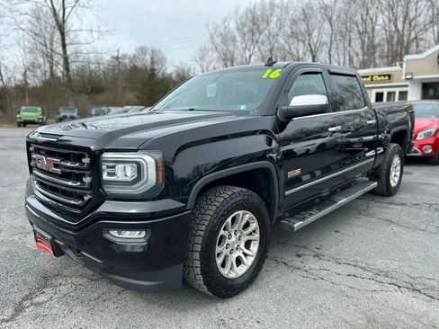 Used 2016 GMC Sierra 1500 SLE w/ All-Terrain Package AWD/4WD image 4
