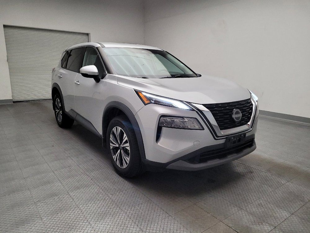 Used 2022 Nissan Rogue SV FWD image 13