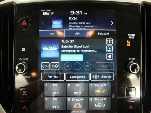 Used 2023 Subaru Ascent Touring AWD/4WD image 5