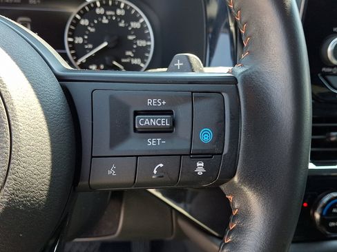 Used 2024 Nissan Pathfinder Rock Creek AWD/4WD image 22