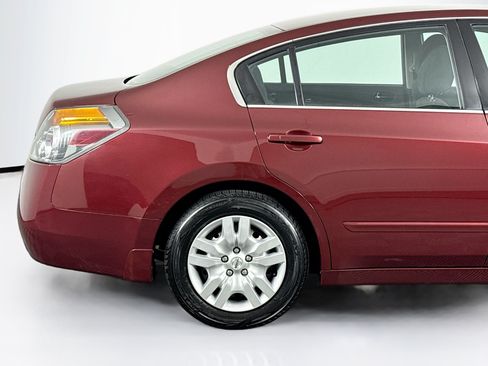 Used 2012 Nissan Altima 2.5 S FWD image 38